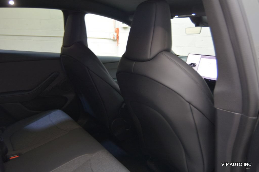 Used 2026 Tesla Model Y 2WD image 18
