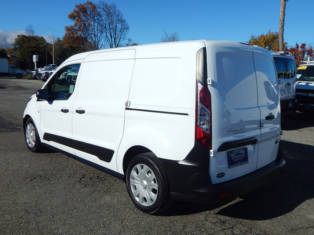 Used 2022 Ford Transit Connect XL image 6