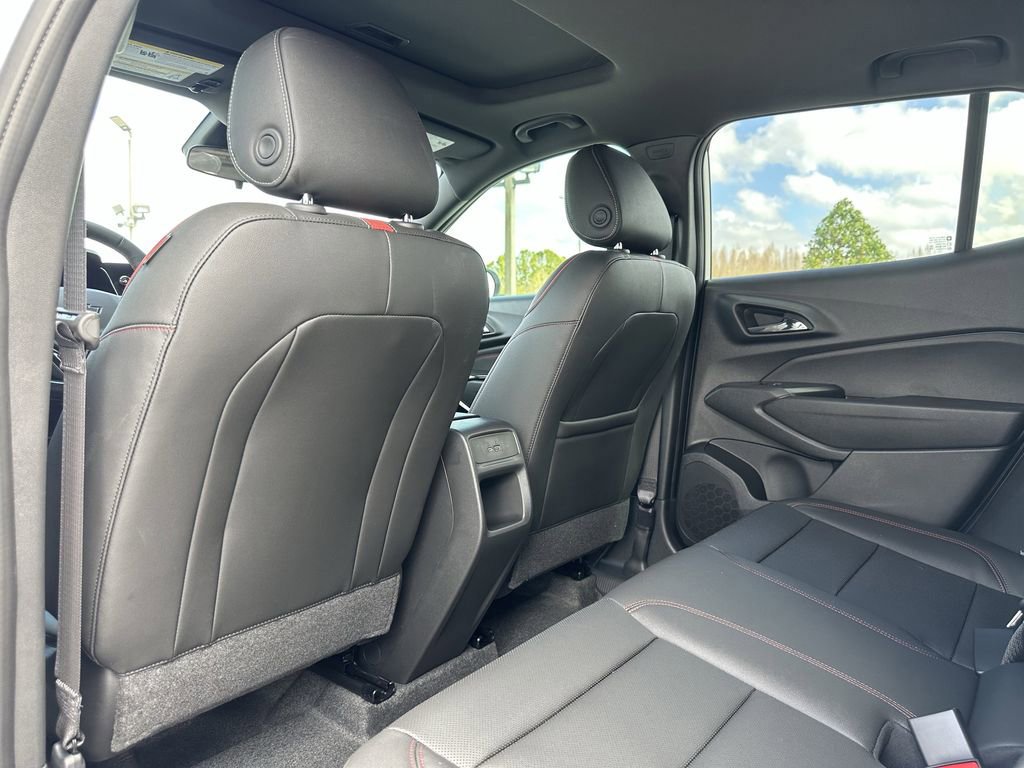New 2026 Chevrolet Trax RS w/ Sunroof Package image 17