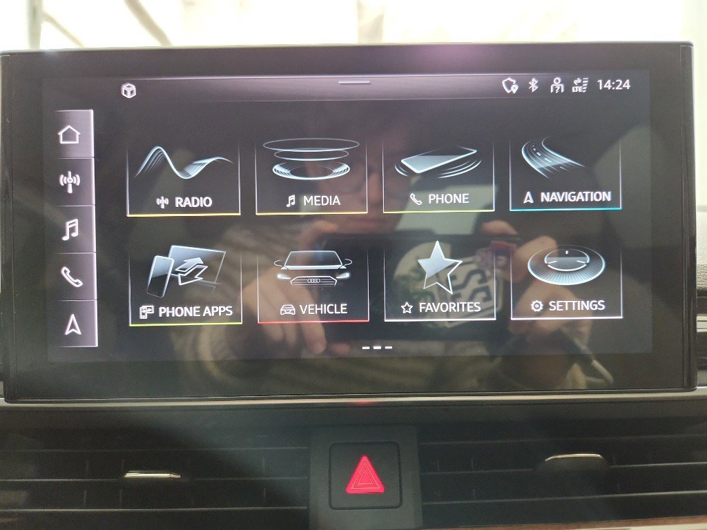 Used 2023 Audi A4 2.0T Premium w/ Convenience Package image 20