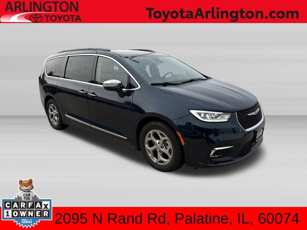 Used 2022 Chrysler Pacifica Limited w/ Uconnect Theater Family Group FWD image 1