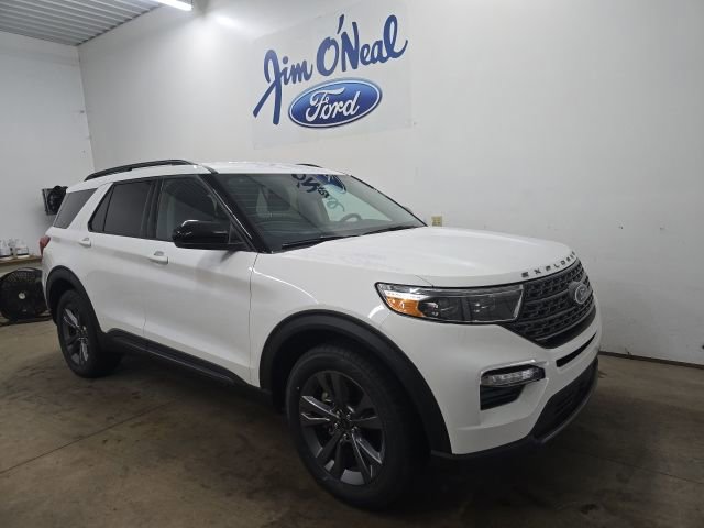 Used 2023 Ford Explorer XLT w/ Equipment Group 202A image 1