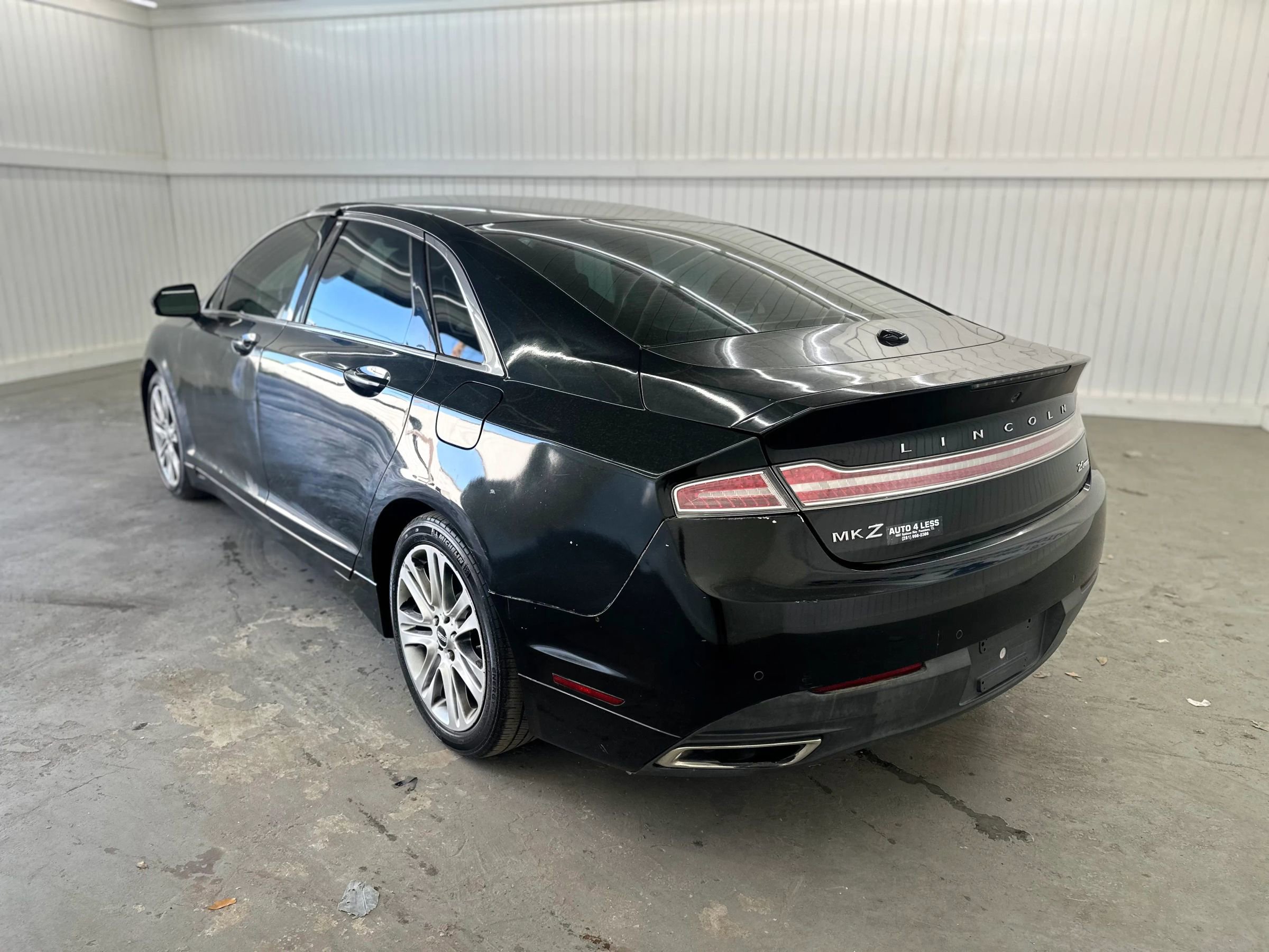 Used 2013 Lincoln MKZ FWD image 7