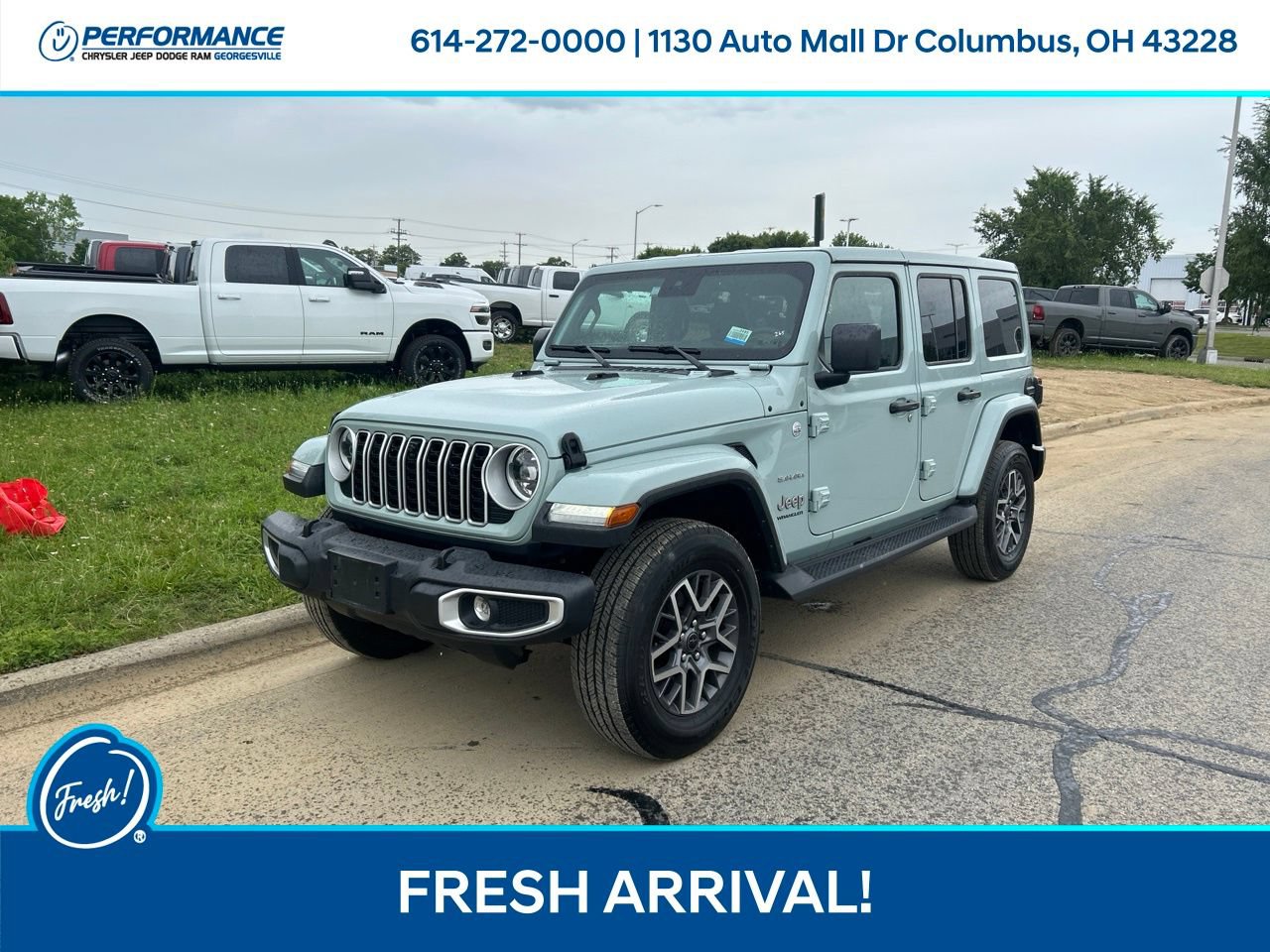 Used 2024 Jeep Wrangler Unlimited Sahara w/ Technology Group AWD/4WD image 8