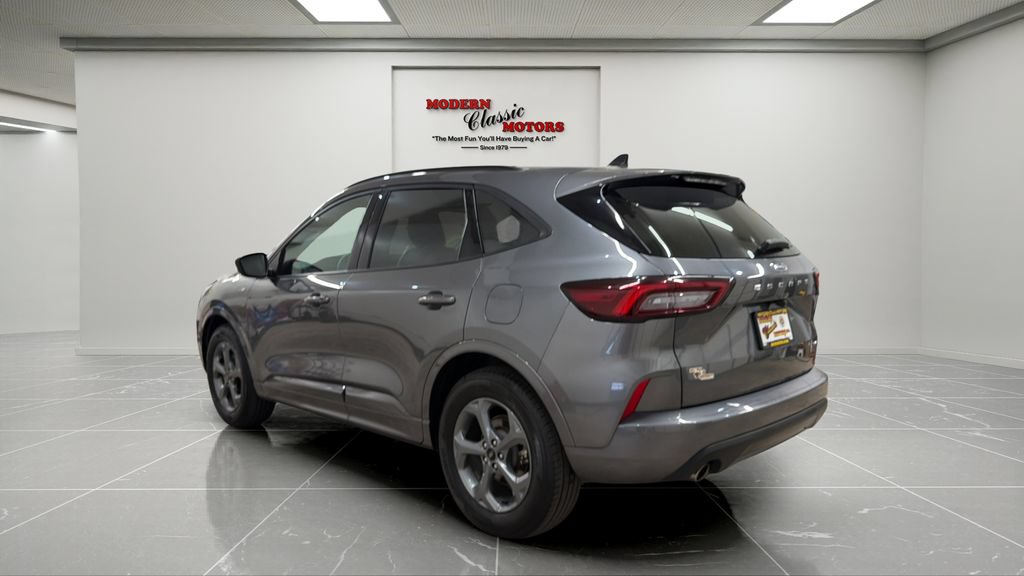 Used 2024 Ford Escape ST-Line AWD/4WD image 3