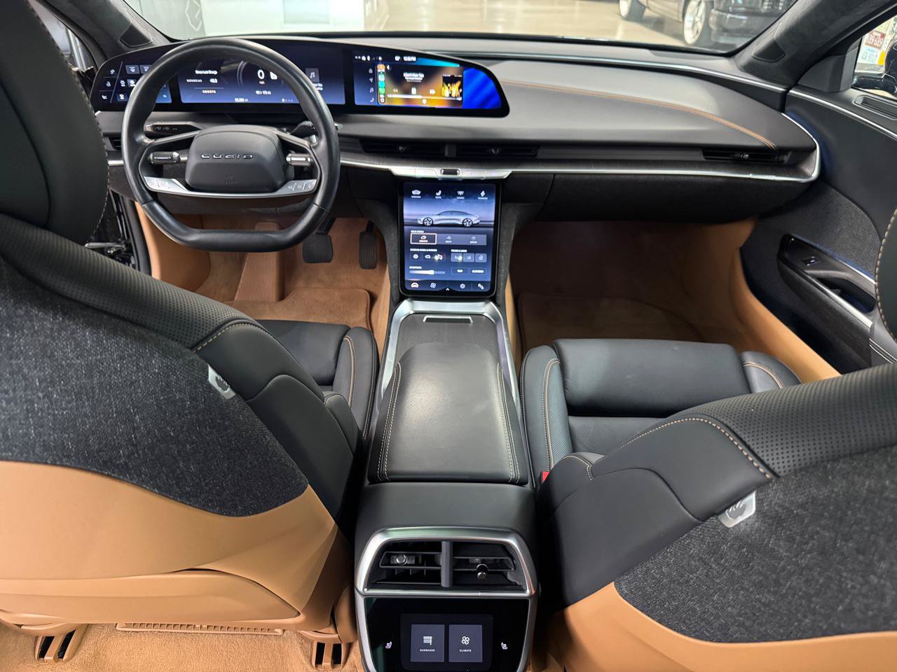 Used 2023 Lucid Air Touring AWD/4WD image 11