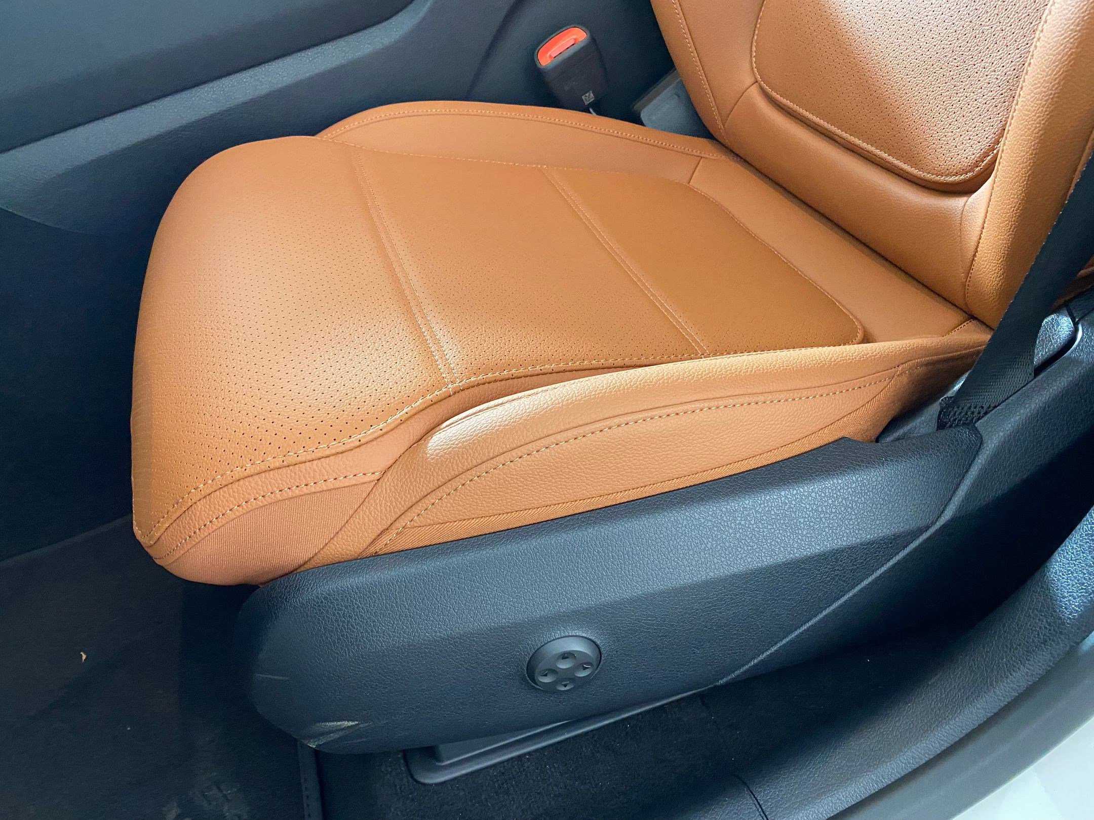 Used 2026 Mercedes-Benz GLC 300 4MATIC image 12