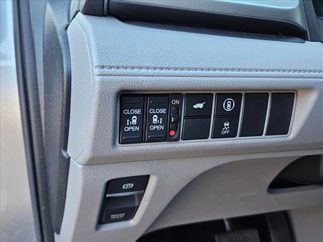 Used 2023 Honda Odyssey EX-L image 12