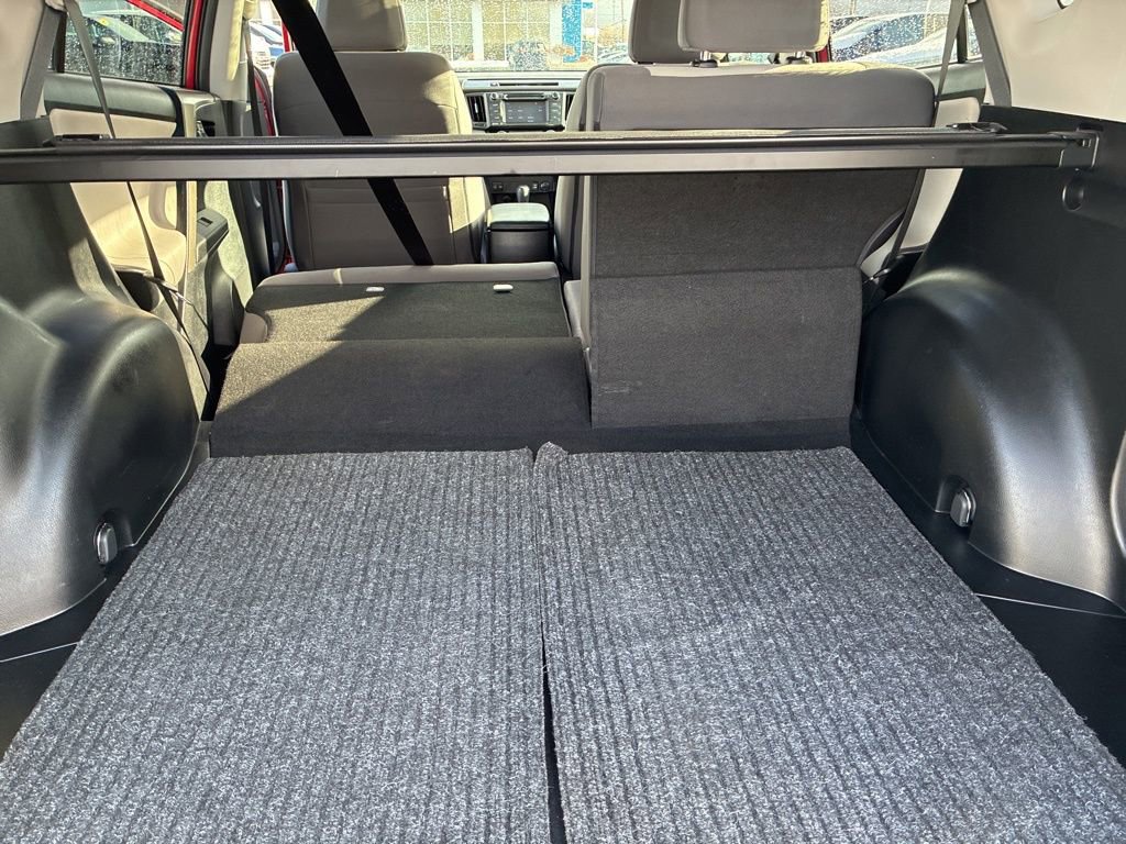 Used 2014 Toyota RAV4 XLE image 22