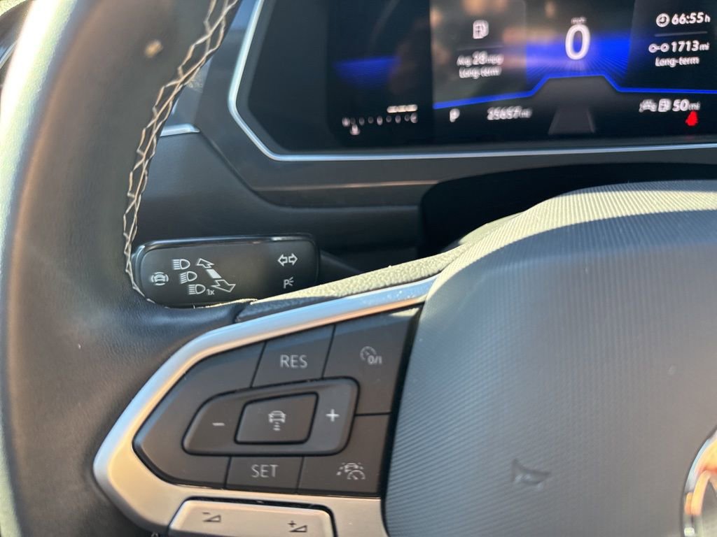 Used 2022 Volkswagen Tiguan S image 25