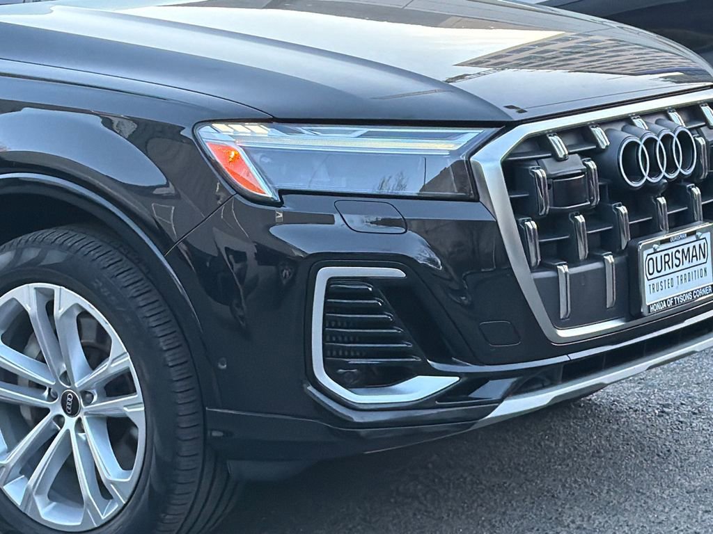 Used 2025 Audi Q7 3.0T Premium Plus image 5