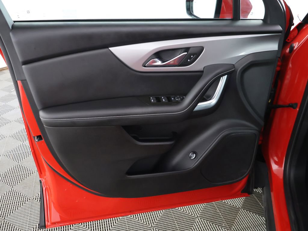 Used 2024 Chevrolet Blazer LT w/ Convenience Package FWD image 23