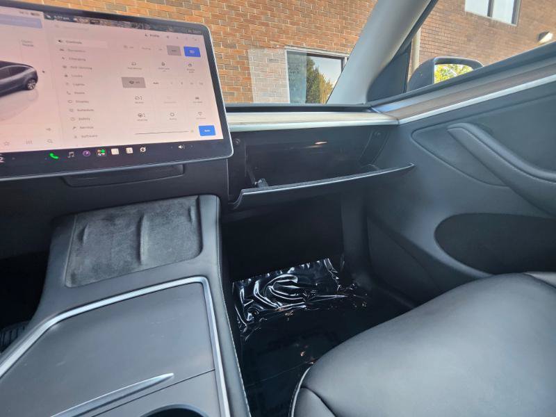 Used 2023 Tesla Model Y Long Range AWD/4WD image 57