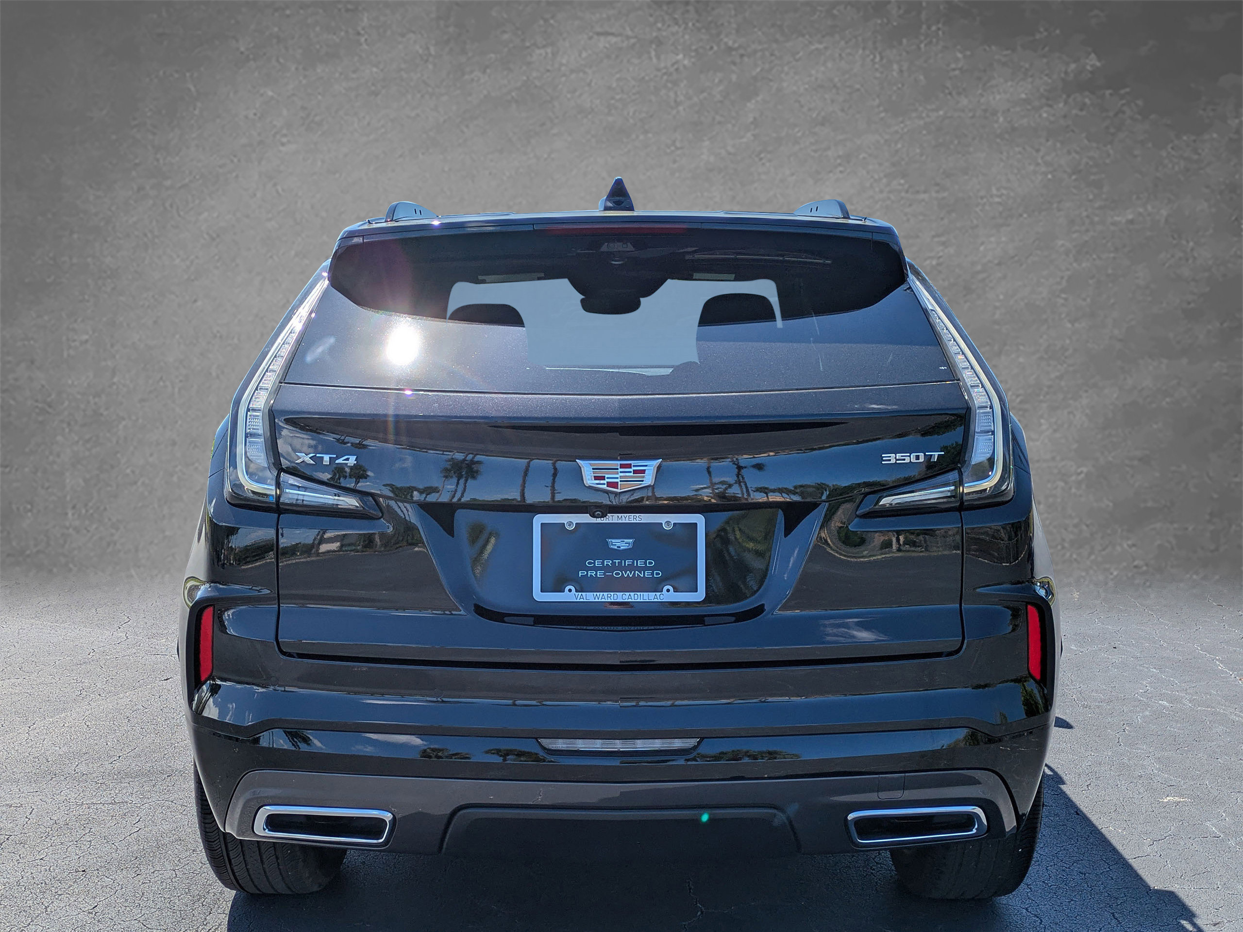Certified 2024 Cadillac XT4 Sport FWD image 5