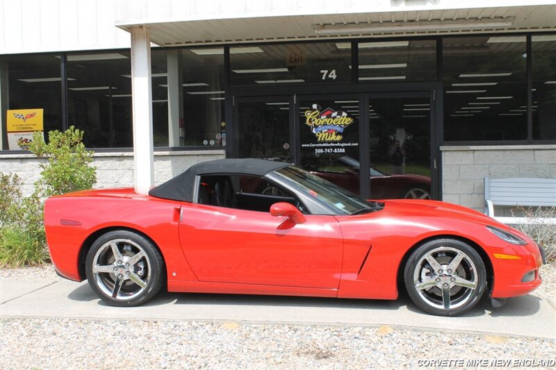 Used 2007 Chevrolet Corvette Convertible w/ Preferred Equipment Group RWD image 16