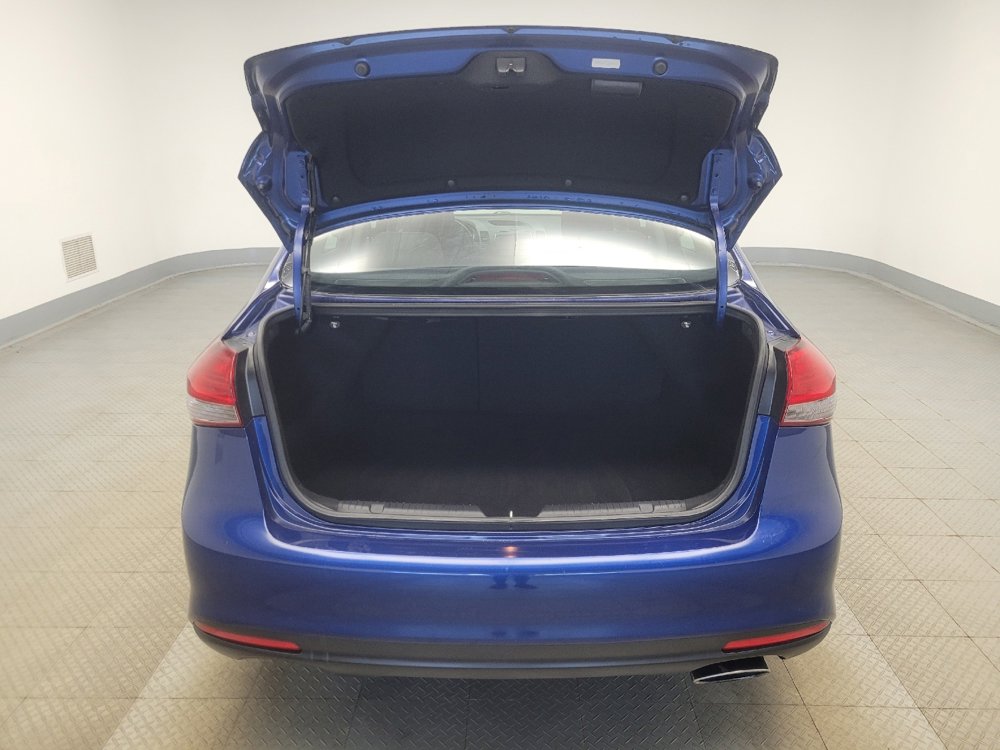 Used 2018 Kia Forte S image 29