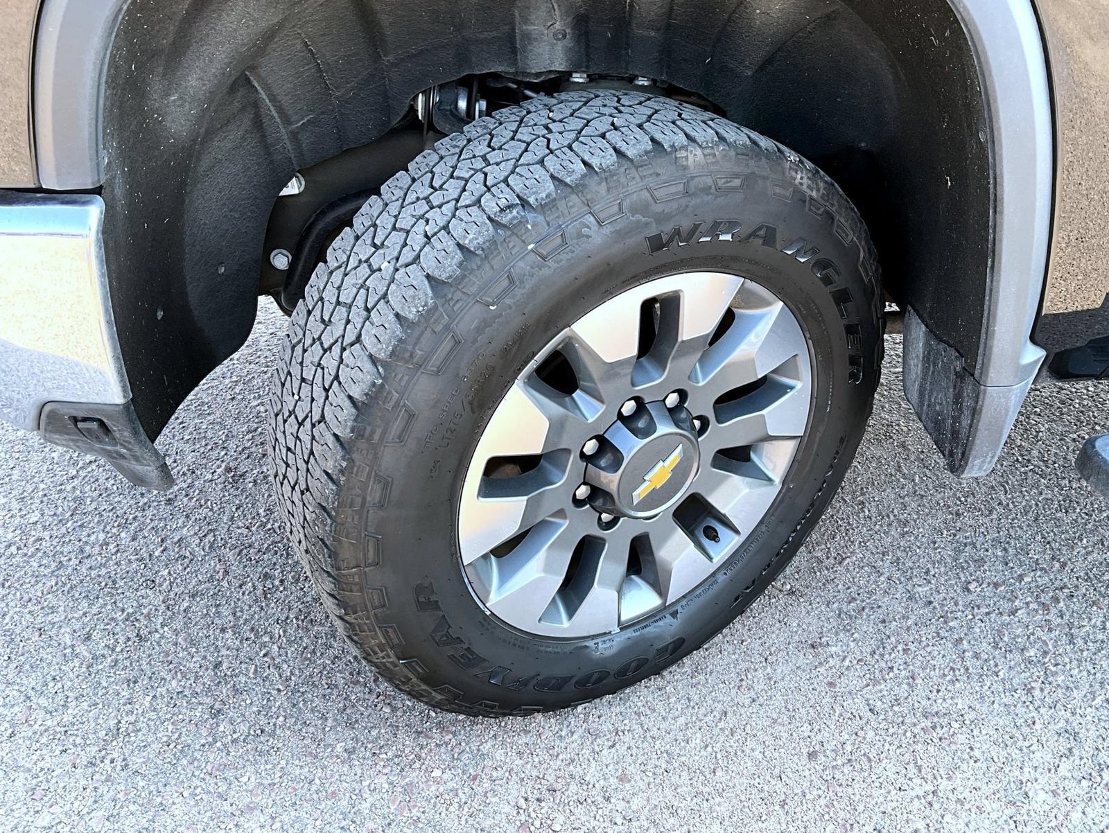 Used 2025 Chevrolet Silverado 3500 LT w/ All Star Edition AWD/4WD image 23
