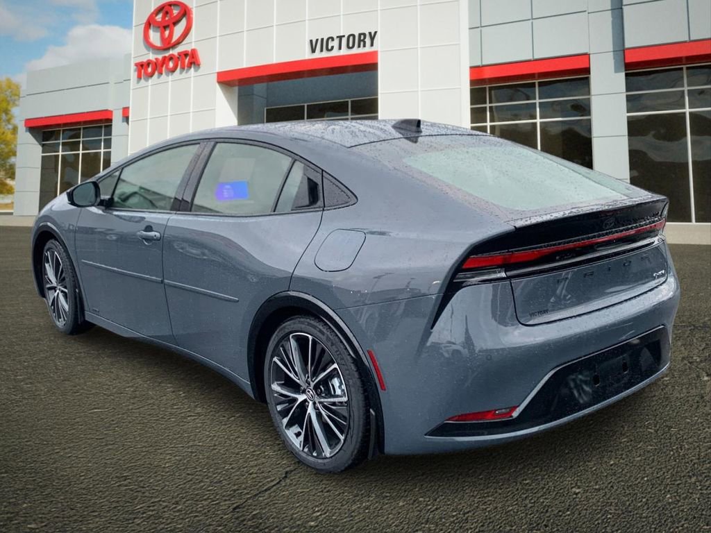 New 2026 Toyota Prius XLE image 5