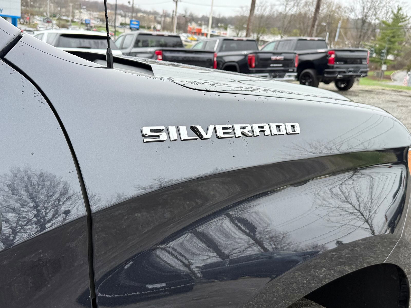 Certified 2024 Chevrolet Silverado 1500 LT AWD/4WD image 8
