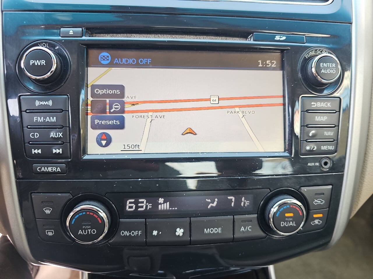 Used 2013 Nissan Altima 2.5 SL w/ Technology Pkg FWD image 21