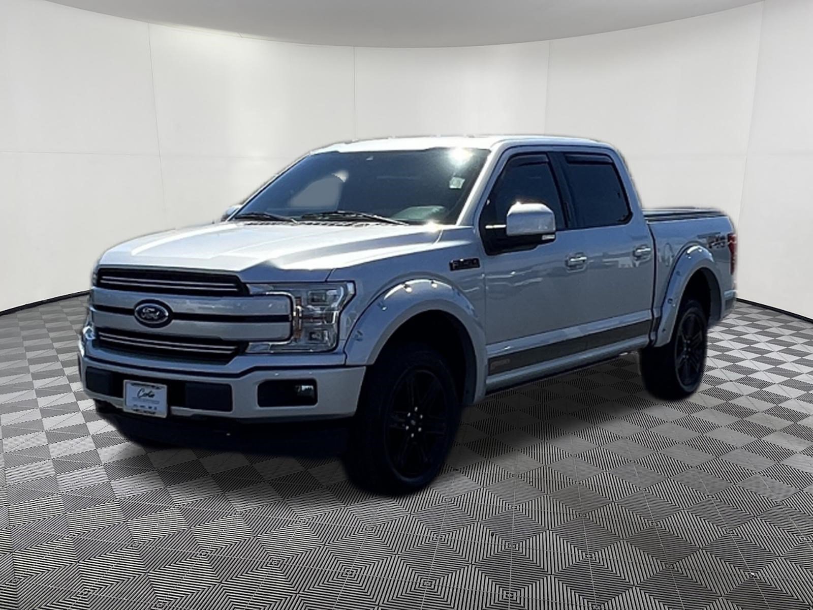 Used 2018 Ford F150 Lariat w/ Equipment Group 502A Luxury AWD/4WD image 3