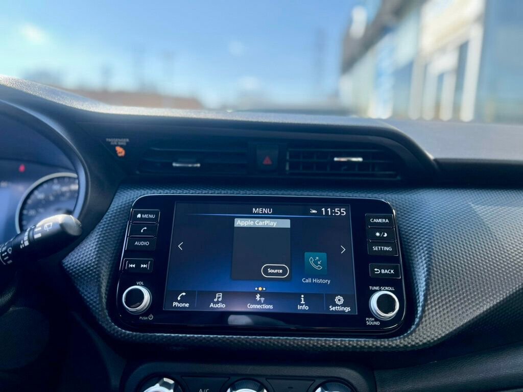 Used 2024 Nissan Kicks SV image 25