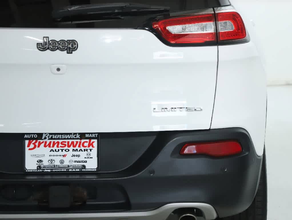 Used 2014 Jeep Cherokee Limited w/ Technology Group AWD/4WD image 46