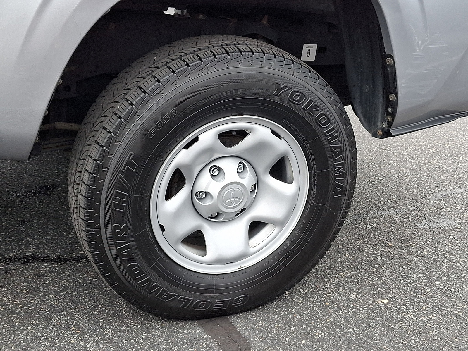 Used 2021 Toyota Tacoma SR AWD/4WD image 8