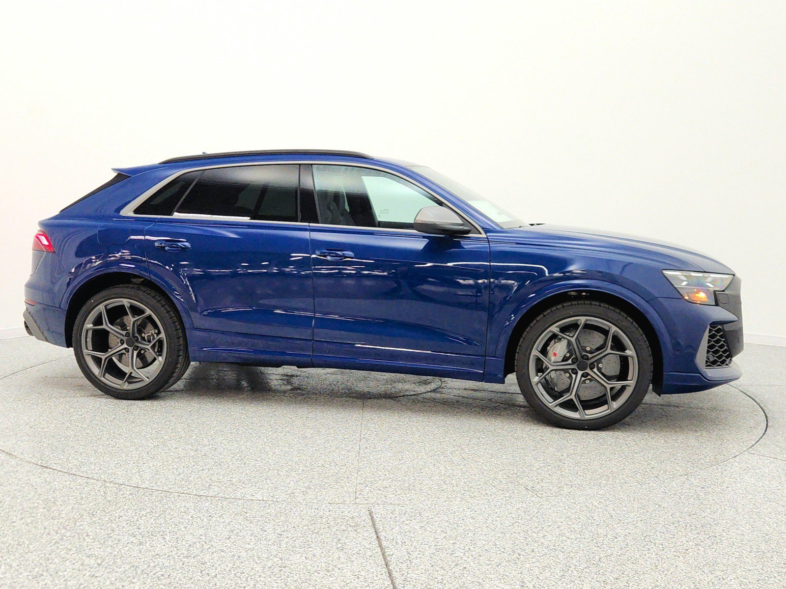 New 2026 Audi RS Q8 performance AWD/4WD image 4