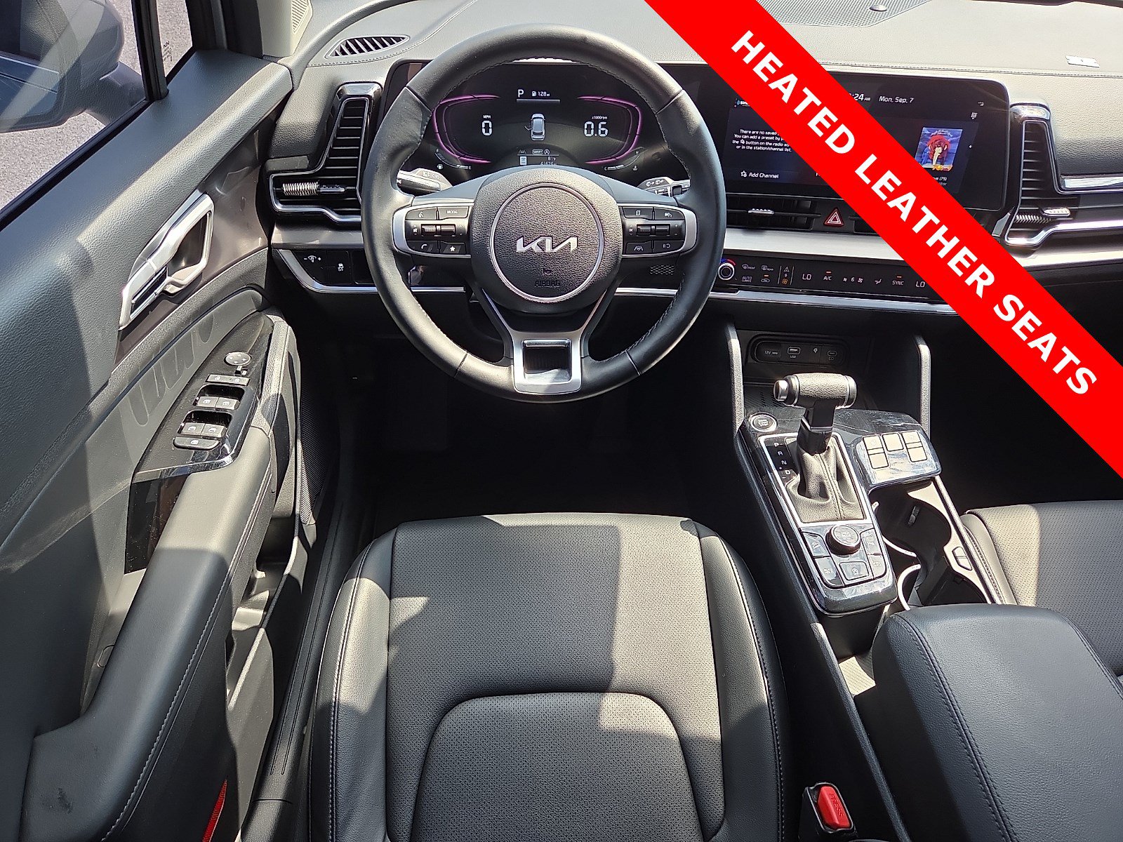Used 2024 Kia Sportage EX FWD image 11