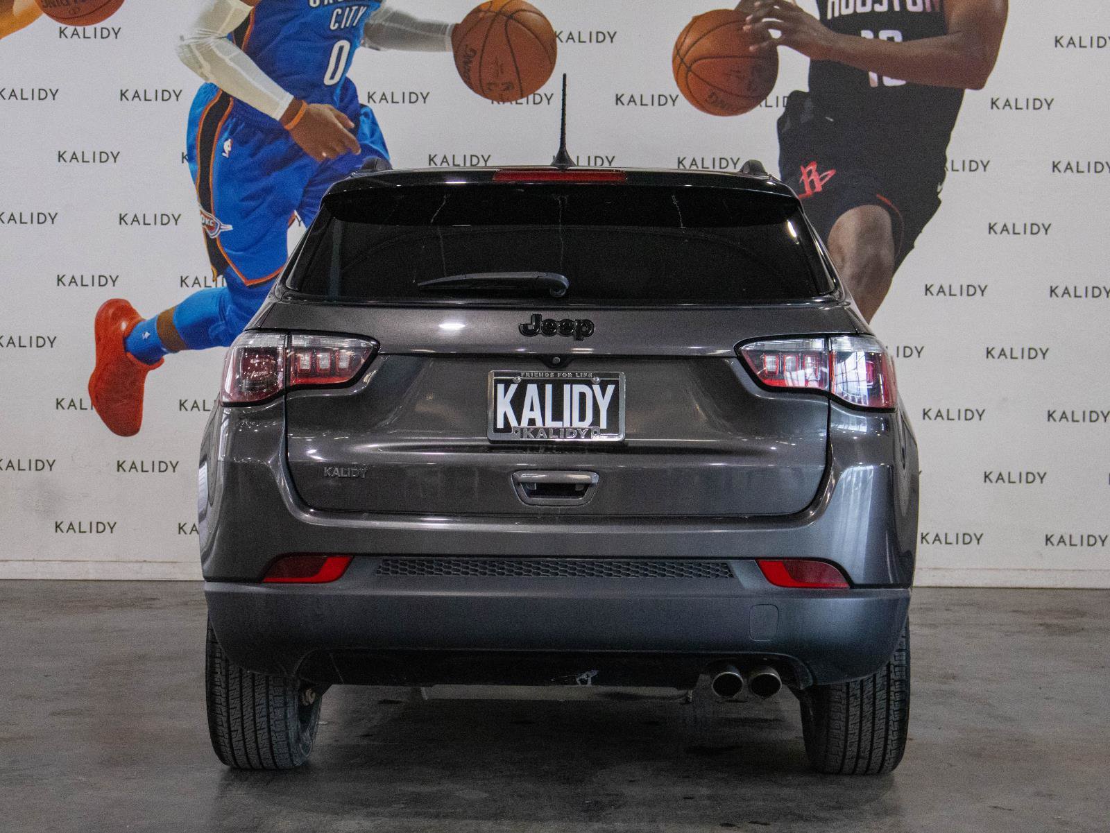 Used 2020 Jeep Compass Latitude image 22