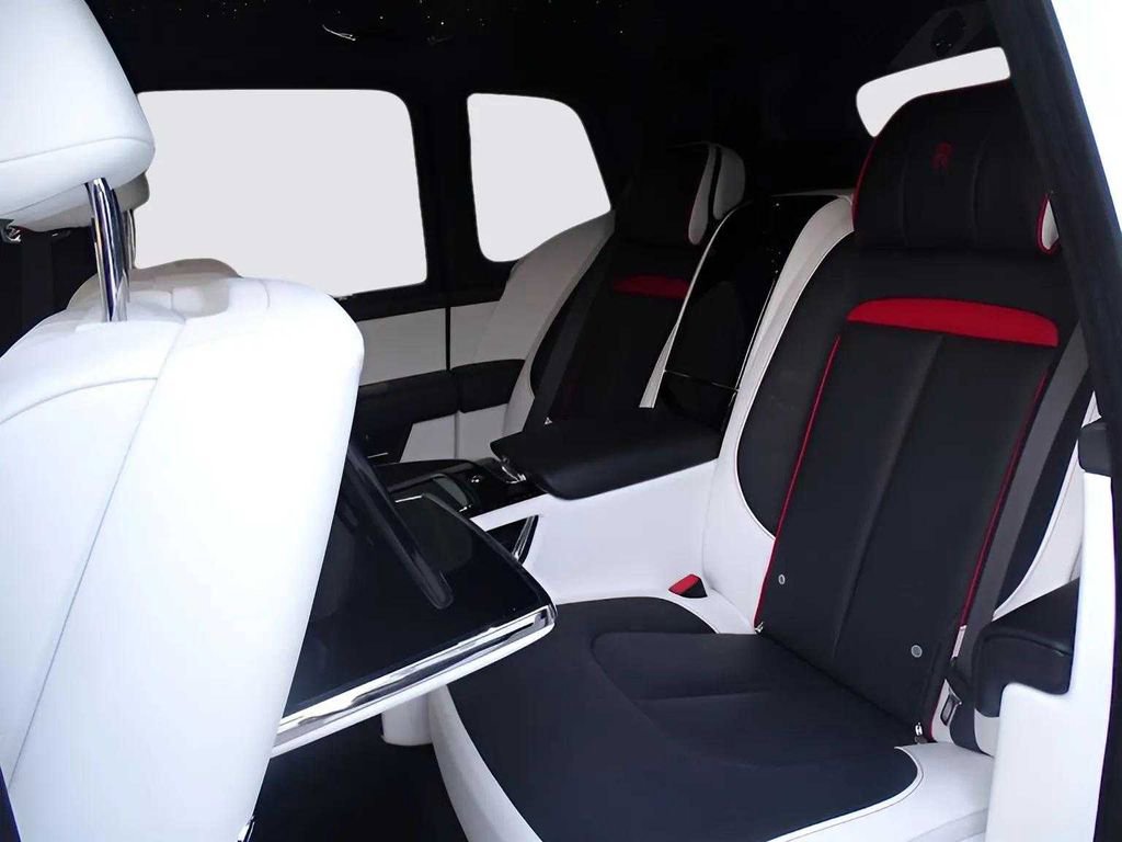 Certified 2024 Rolls-Royce Cullinan image 7