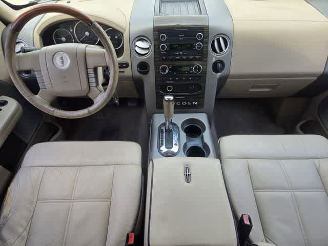 Used 2008 Lincoln Mark LT 2WD image 10