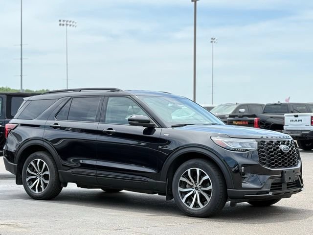 Used 2025 Ford Explorer ST-Line AWD/4WD image 38