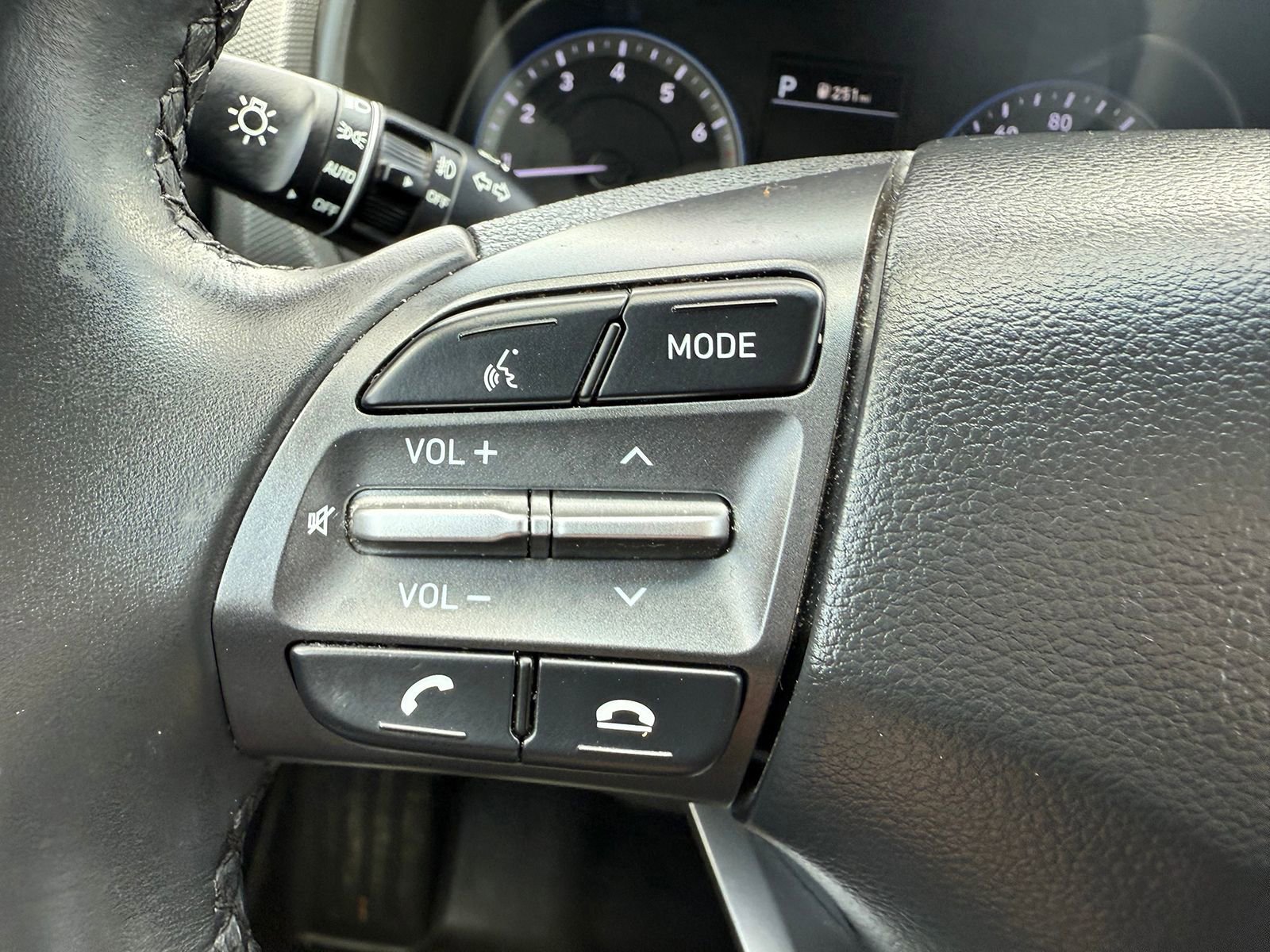 Used 2021 Hyundai Kona Ultimate w/ Cargo Package AWD/4WD image 36