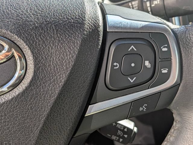 Used 2015 Toyota Camry XLE FWD image 19