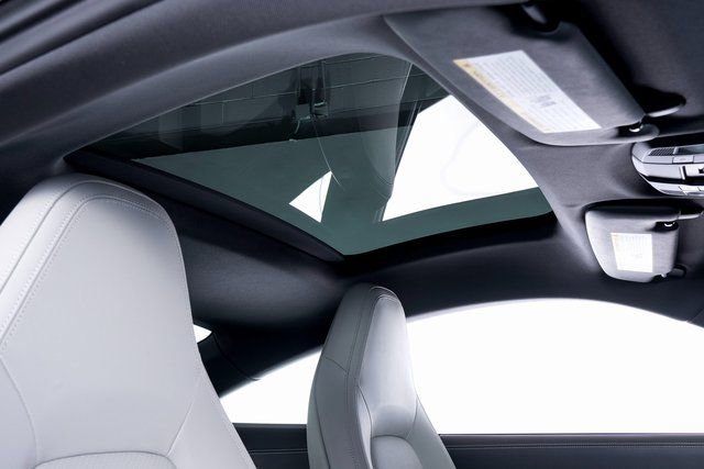 Used 2024 Porsche 911 Carrera 4S image 53