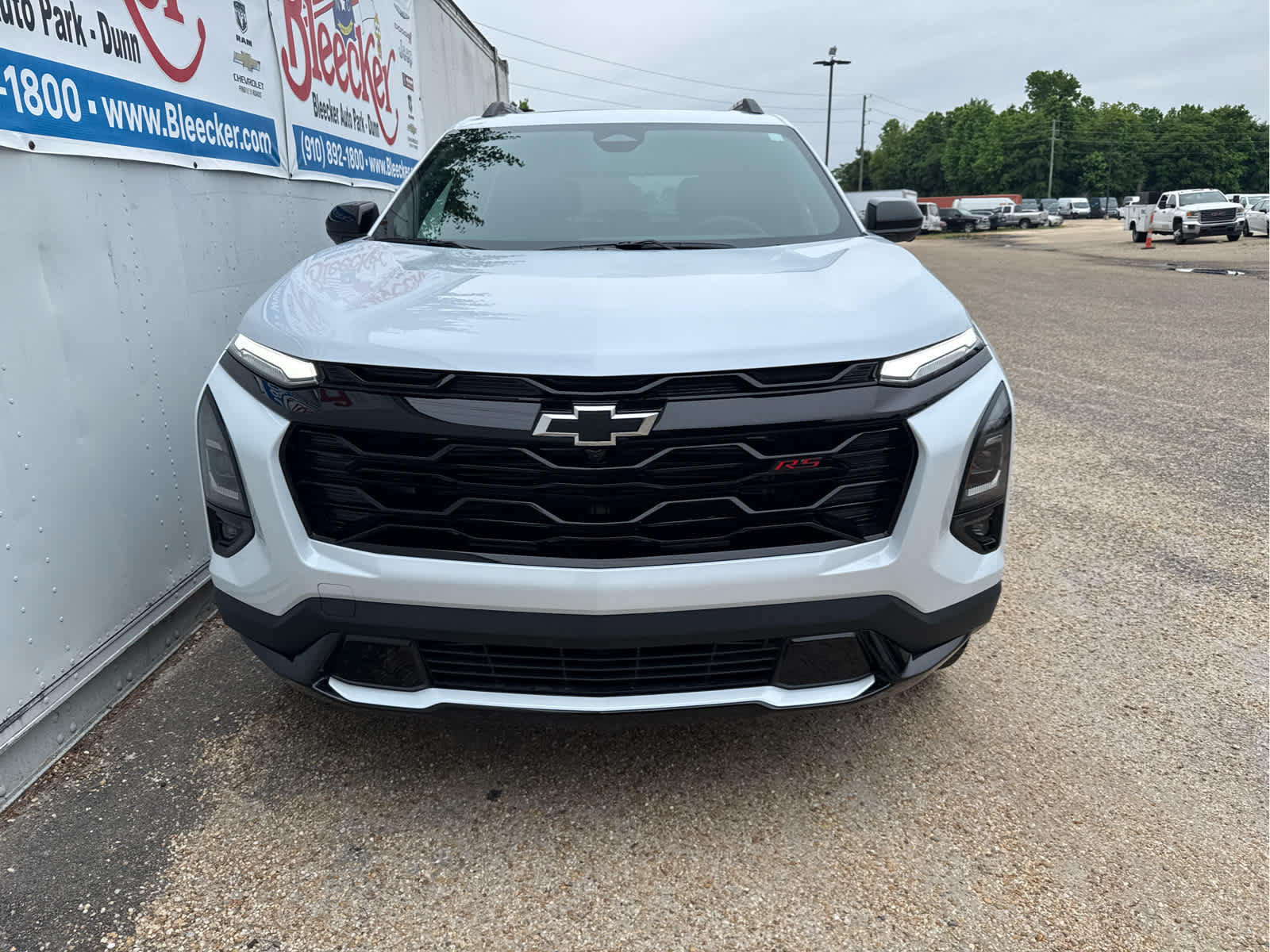 New 2026 Chevrolet Equinox RS w/ Safety and Technology Package FWD image 5