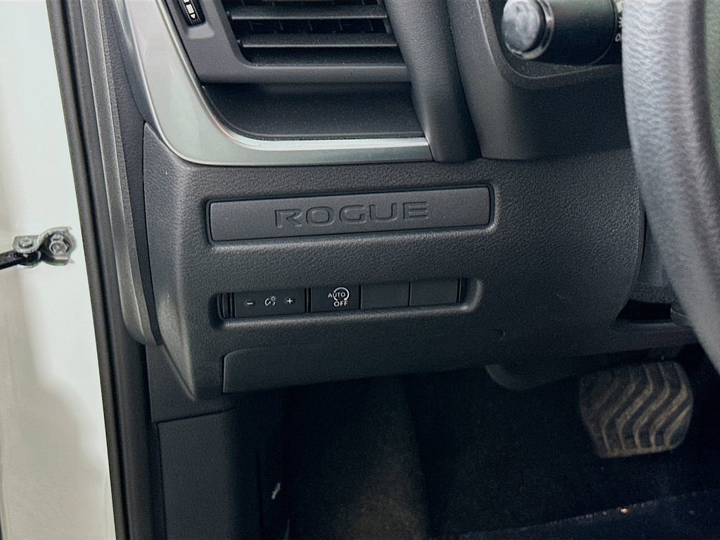 Certified 2023 Nissan Rogue S AWD/4WD image 15