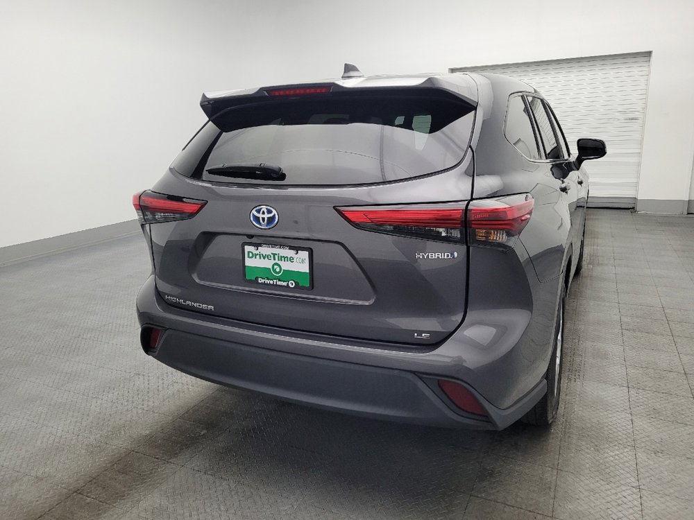 Used 2021 Toyota Highlander LE image 7