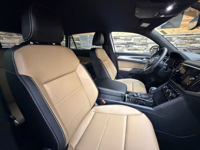 Used 2023 Volkswagen Atlas Cross Sport SE AWD/4WD image 15