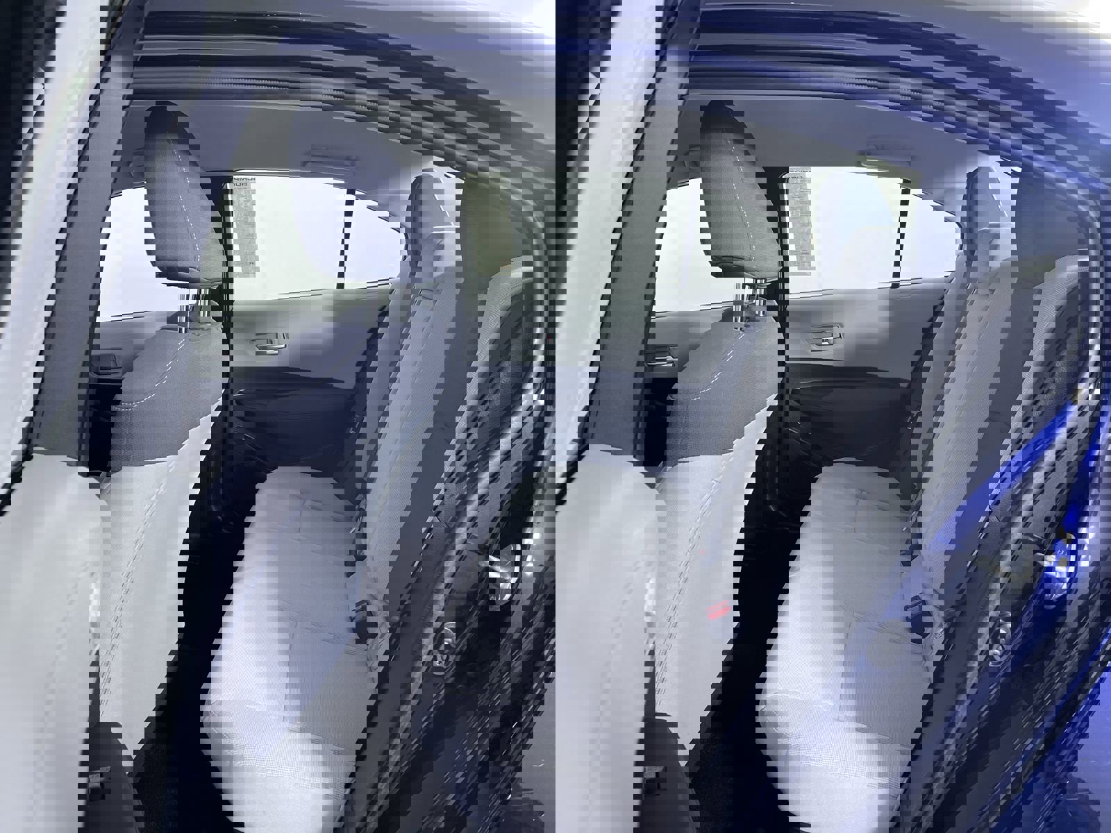 Used 2021 Toyota Corolla LE image 21