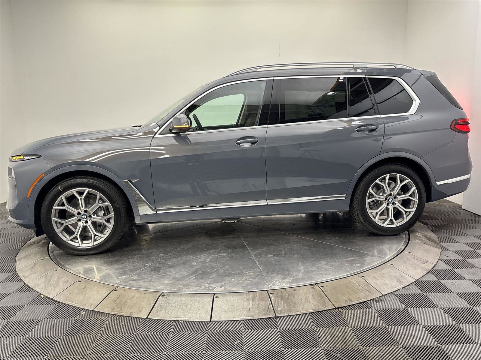 New 2026 BMW X7 xDrive40i image 16