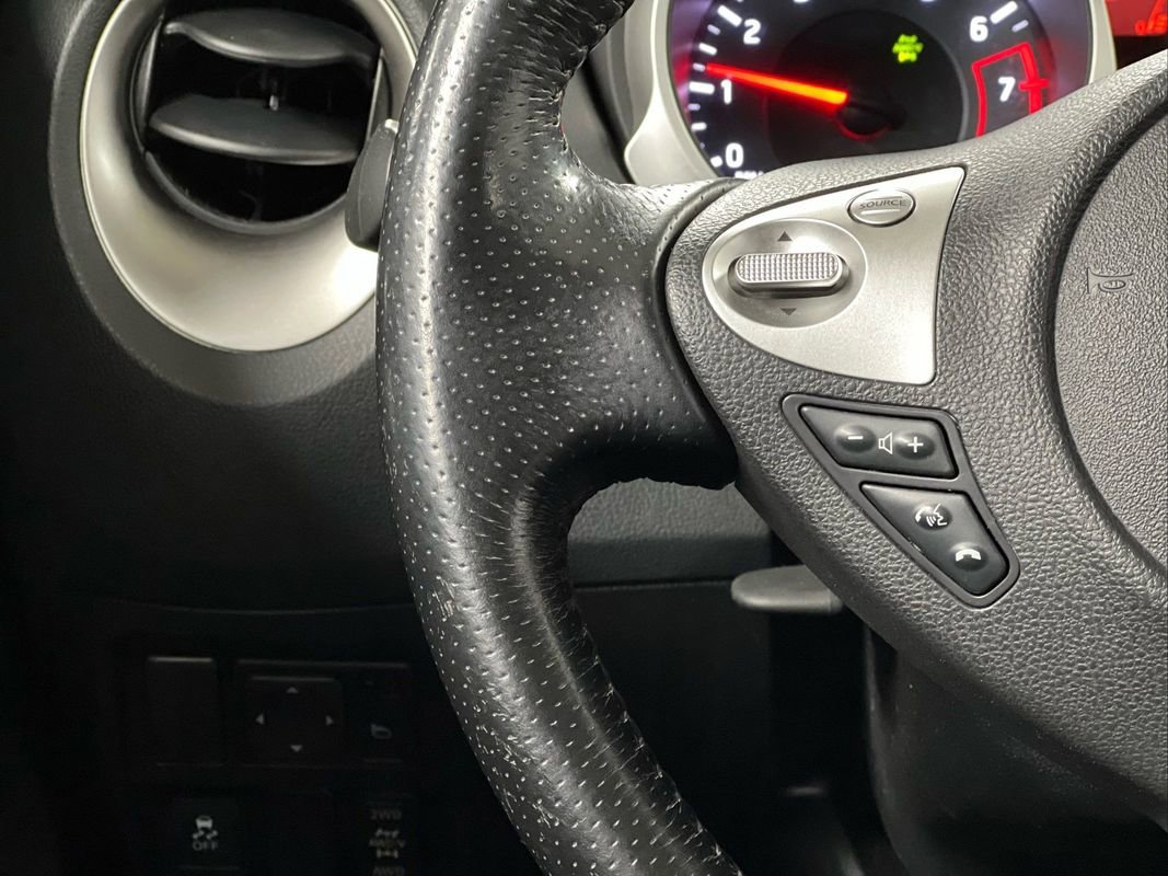 Used 2013 Nissan Juke SV image 26