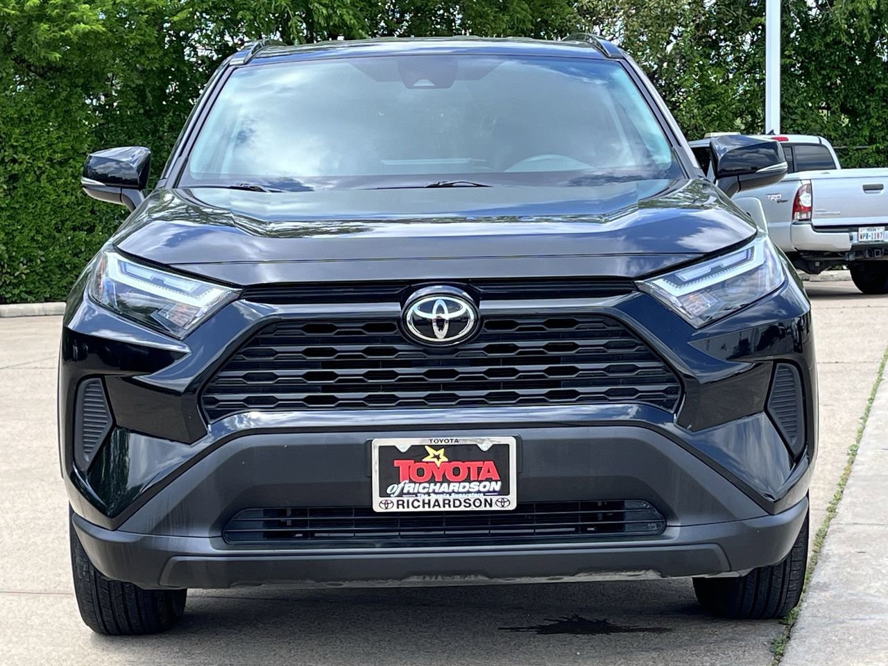 Used 2025 Toyota RAV4 XLE AWD/4WD image 7