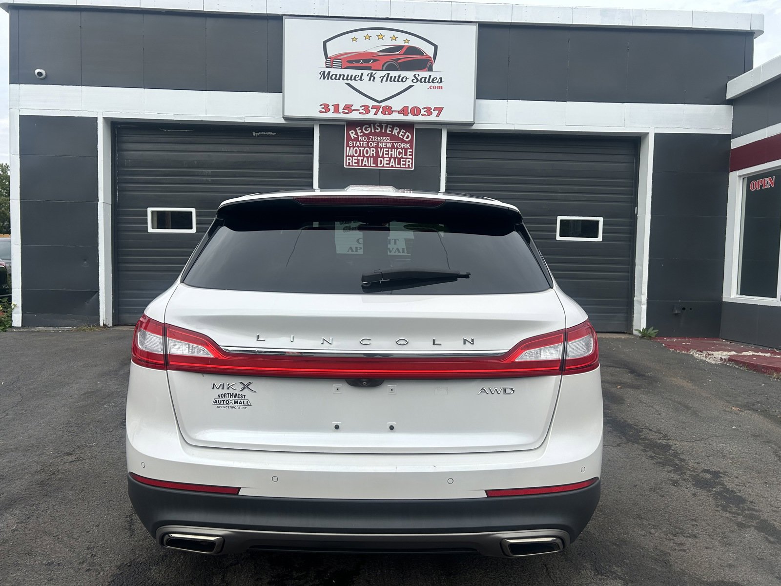 Used 2016 Lincoln MKX Reserve w/ Technology Package image 7