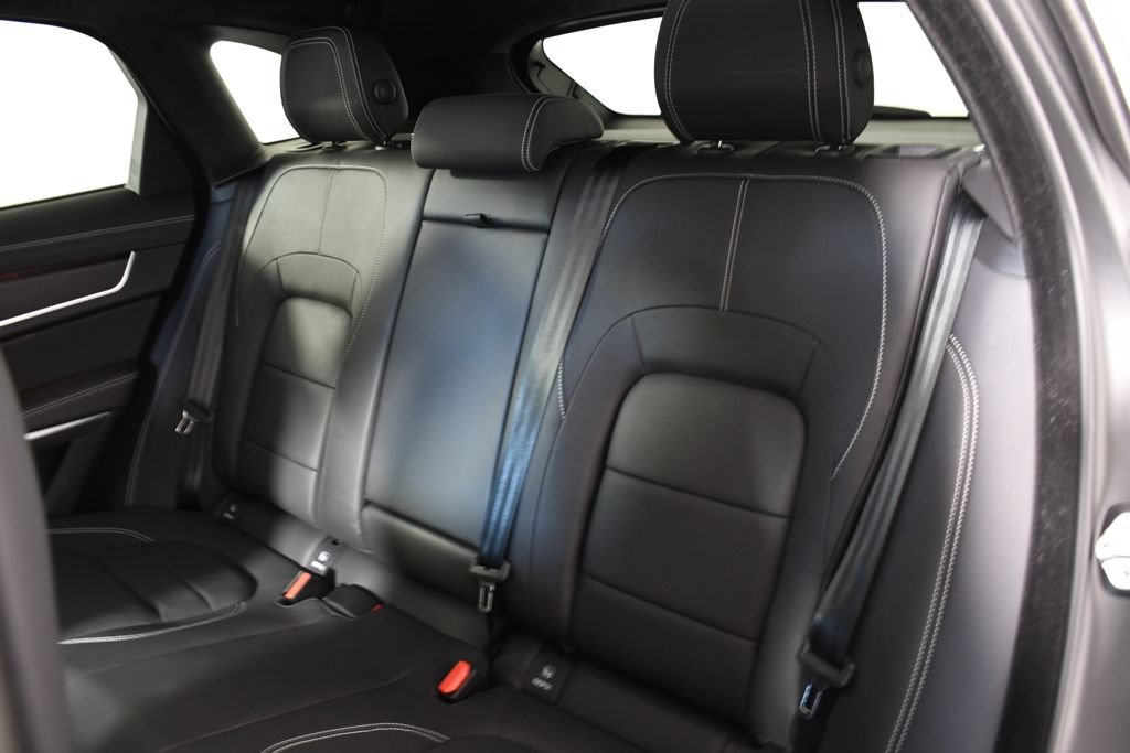 Used 2026 Jaguar F-PACE R-Dynamic S AWD/4WD image 28