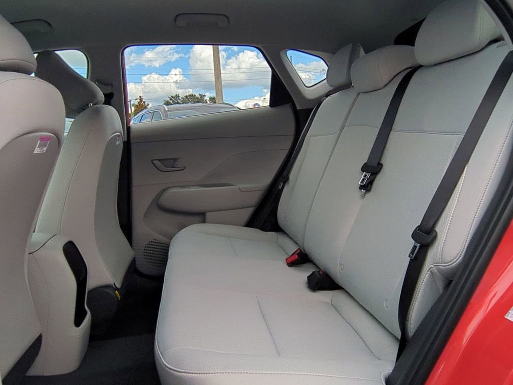 New 2026 Hyundai Kona SE image 15