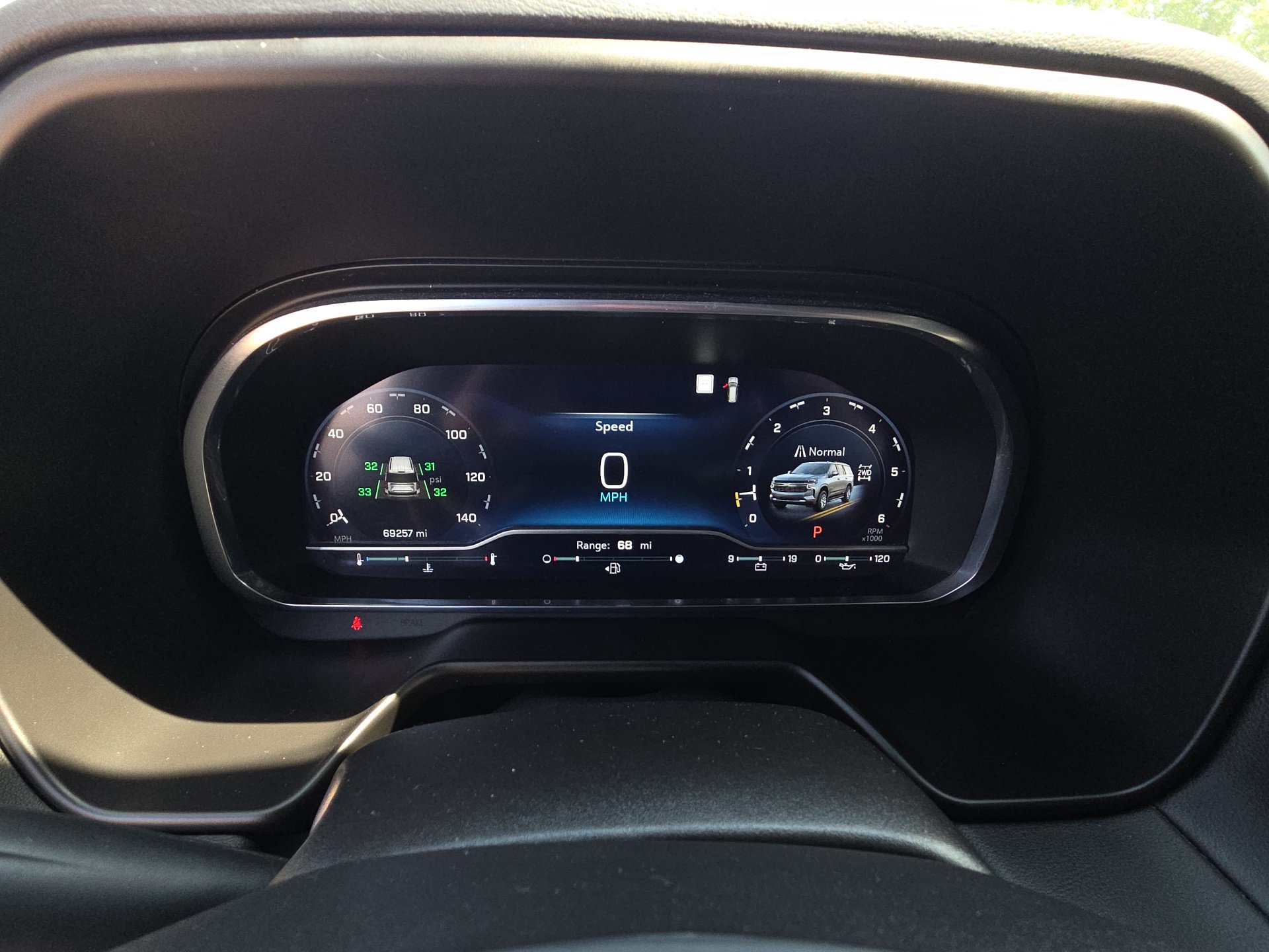 Used 2023 Chevrolet Tahoe Z71 AWD/4WD image 16