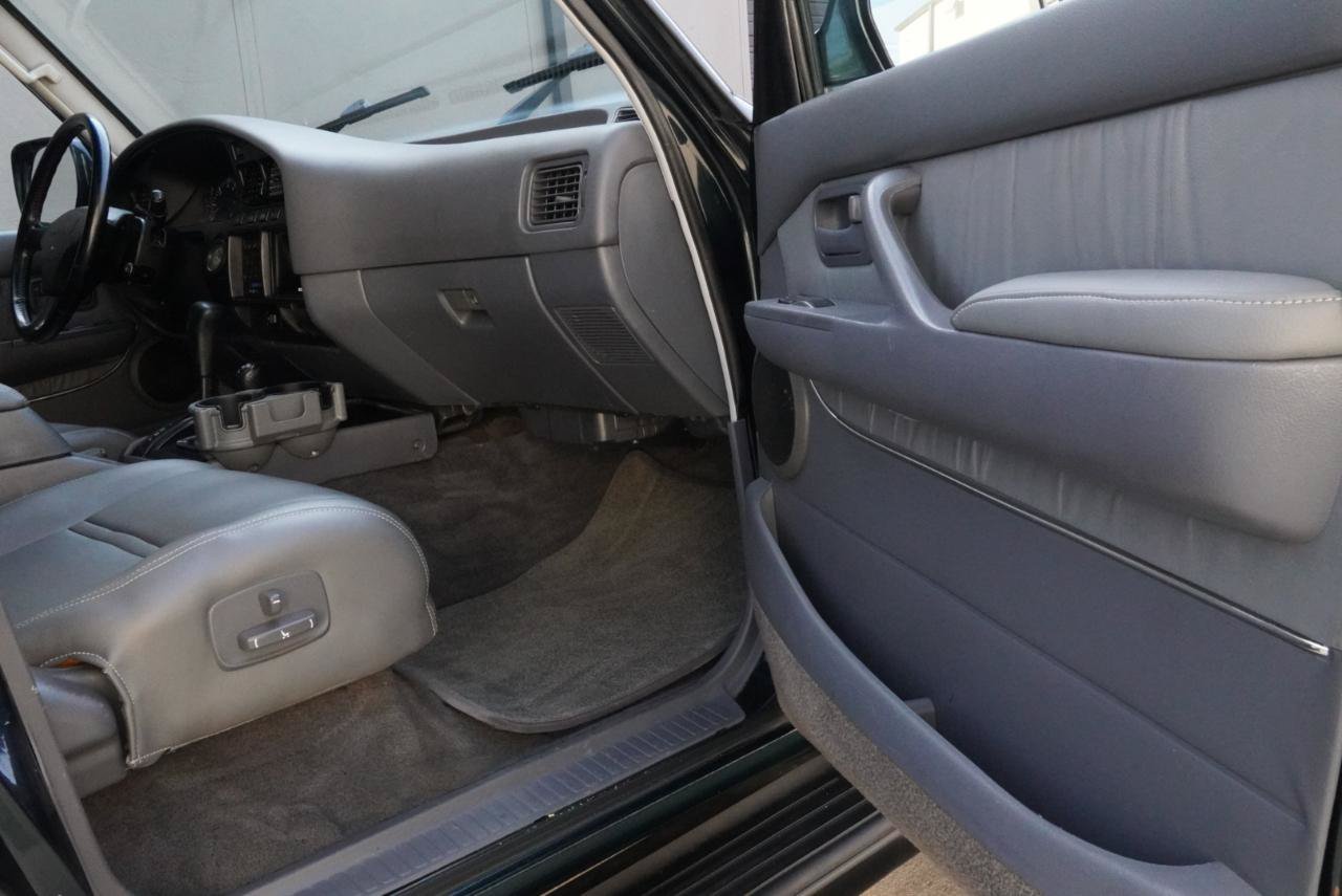 Used 1994 Toyota Land Cruiser AWD/4WD image 48